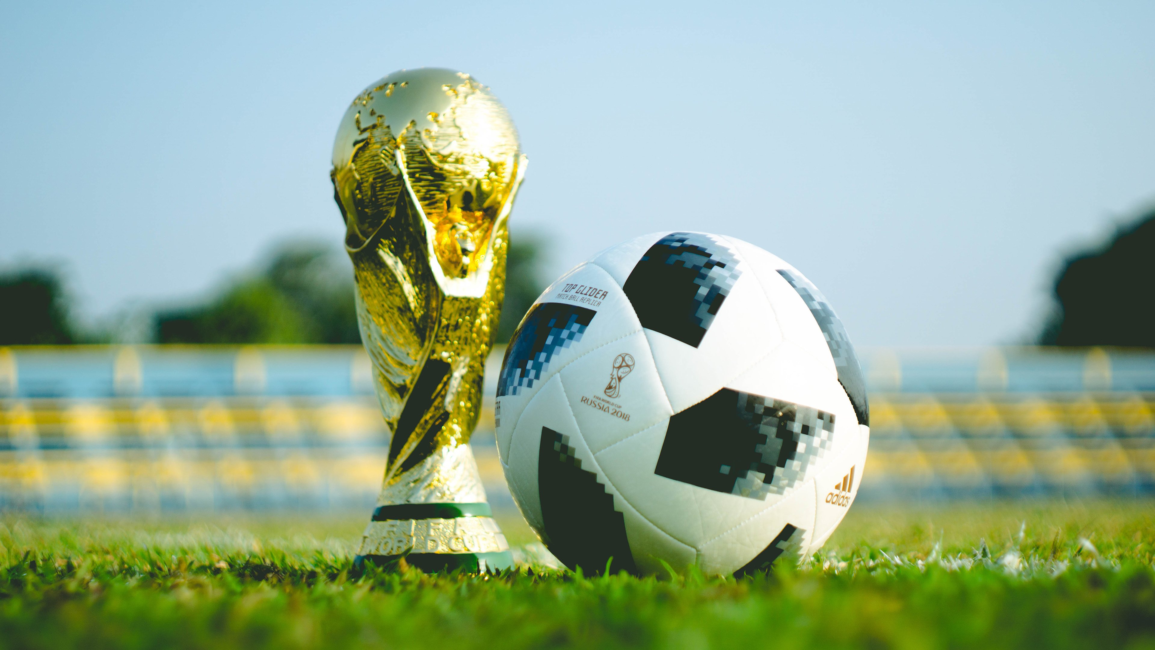2026国际足联世界杯-网球双星跨界足球场！费德勒穆雷50分钟激战切尔西，关键助攻定乾坤